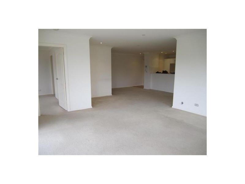 17/13-15 Moore Street, West Gosford NSW 2250