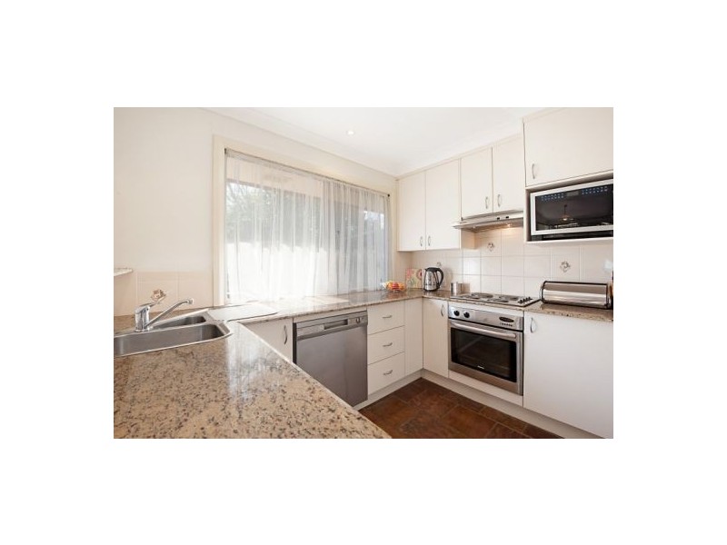 3 Holcombe Avenue, Narara NSW 2250