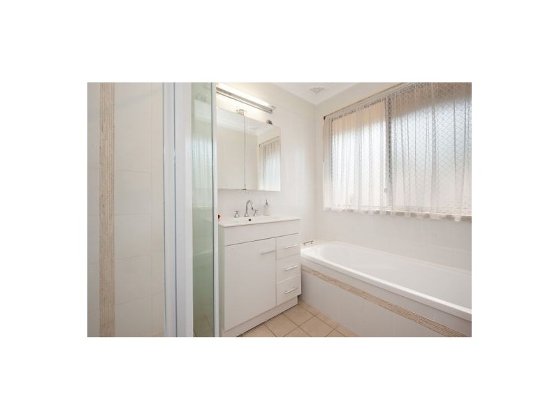 3 Holcombe Avenue, Narara NSW 2250