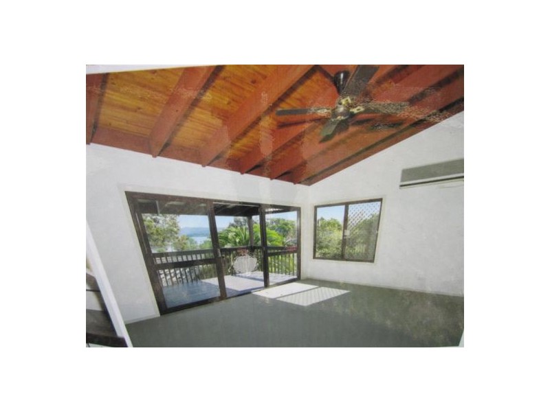 167 Avoca Drive, Green Point NSW 2251