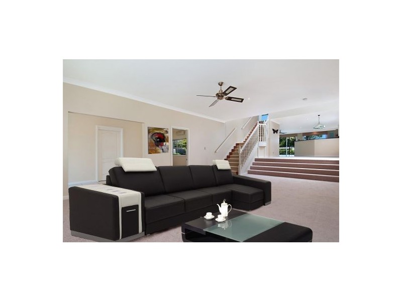 11 Harrison Street, Point Frederick NSW 2250