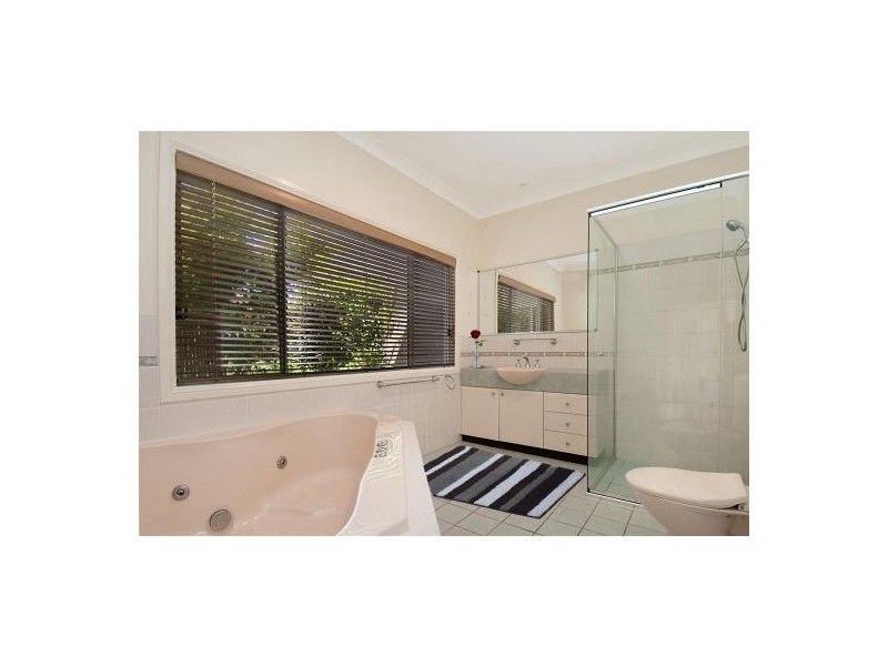 11 Harrison Street, Point Frederick NSW 2250