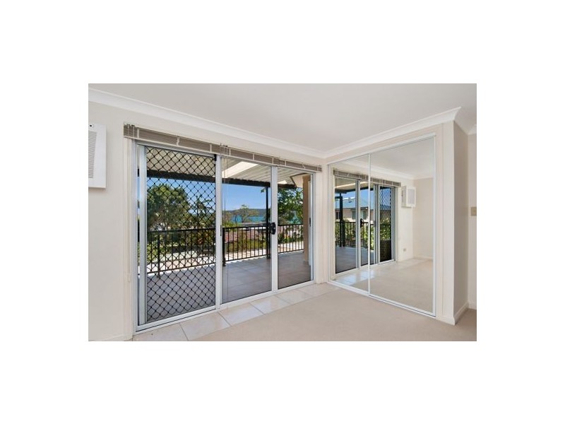 11 Harrison Street, Point Frederick NSW 2250