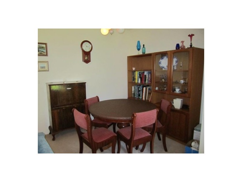 40/12 Kinarra Avenue, Wyoming NSW 2250