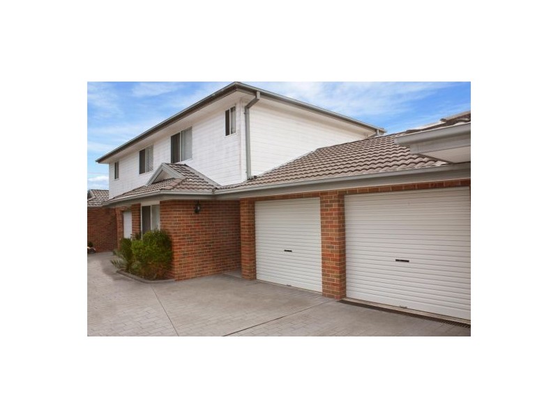 2/22 Melbourne Street, East Gosford NSW 2250