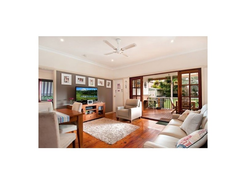 27 Webb Street, East Gosford NSW 2250