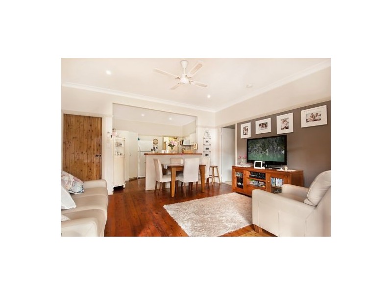 27 Webb Street, East Gosford NSW 2250