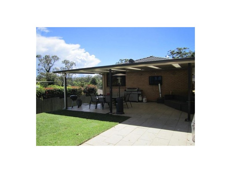 6 Angus Avenue, Wyoming NSW 2250