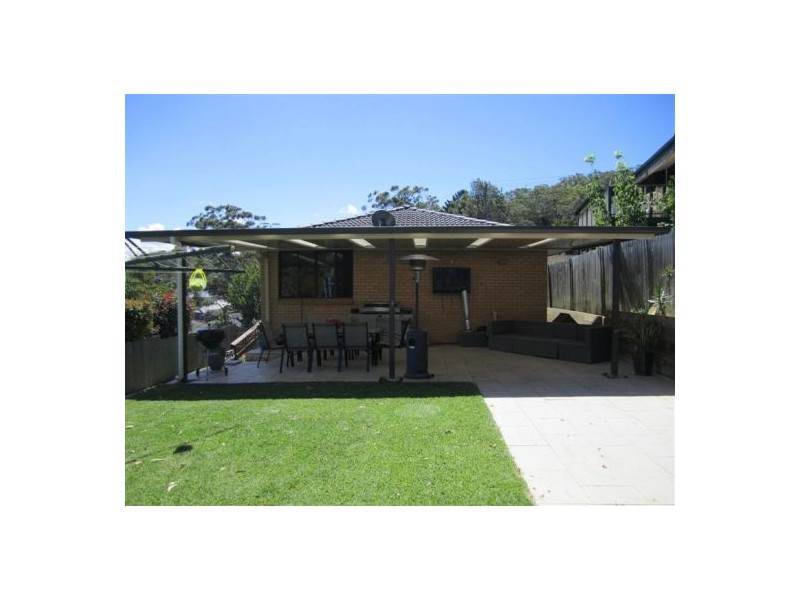 6 Angus Avenue, Wyoming NSW 2250