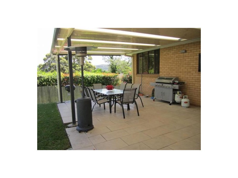 6 Angus Avenue, Wyoming NSW 2250