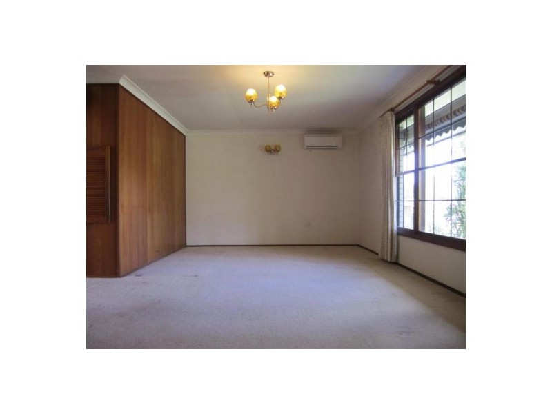 15 Unwin Close, Narara NSW 2250