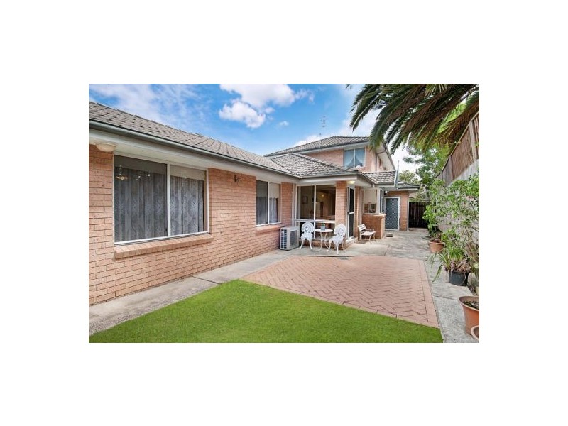 3/15 George Street, East Gosford NSW 2250