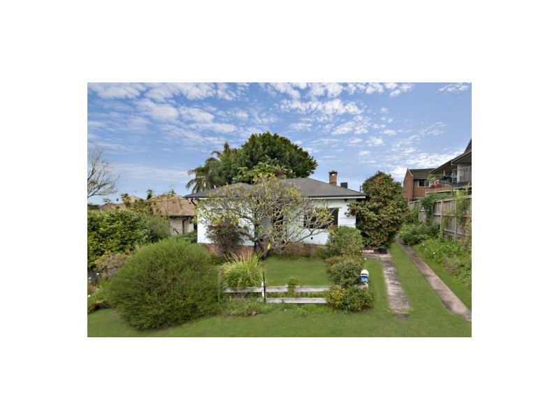 38 Wattle Street, East Gosford NSW 2250