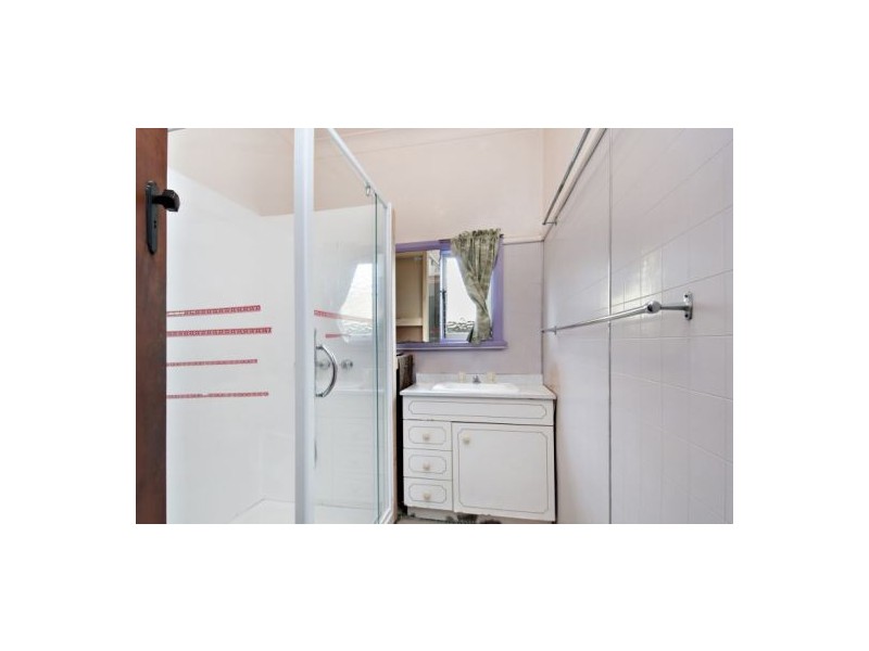 38 Wattle Street, East Gosford NSW 2250