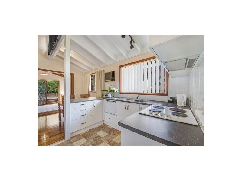 38 Clarence Road, Springfield NSW 2250