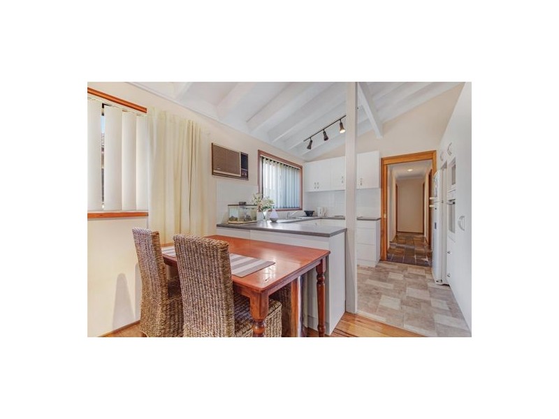 38 Clarence Road, Springfield NSW 2250