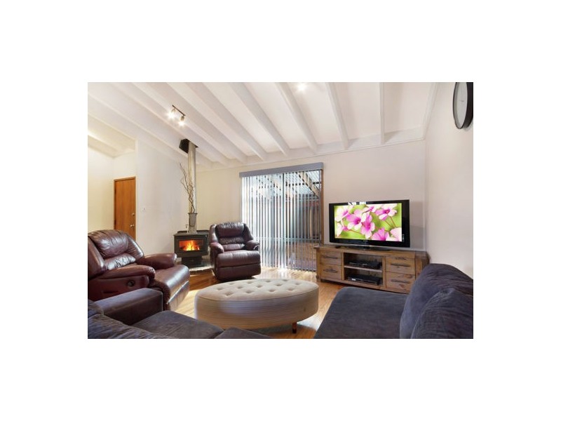 38 Clarence Road, Springfield NSW 2250