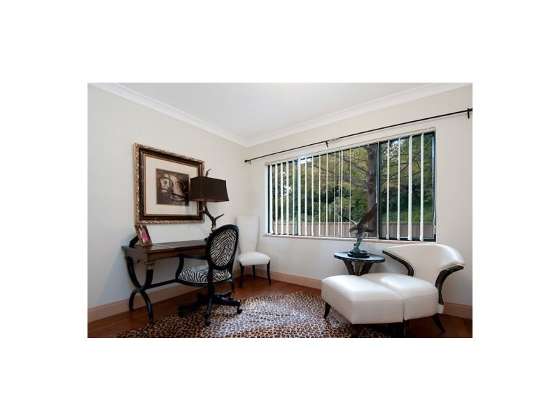 6/4 Broadview Avenue, Gosford NSW 2250