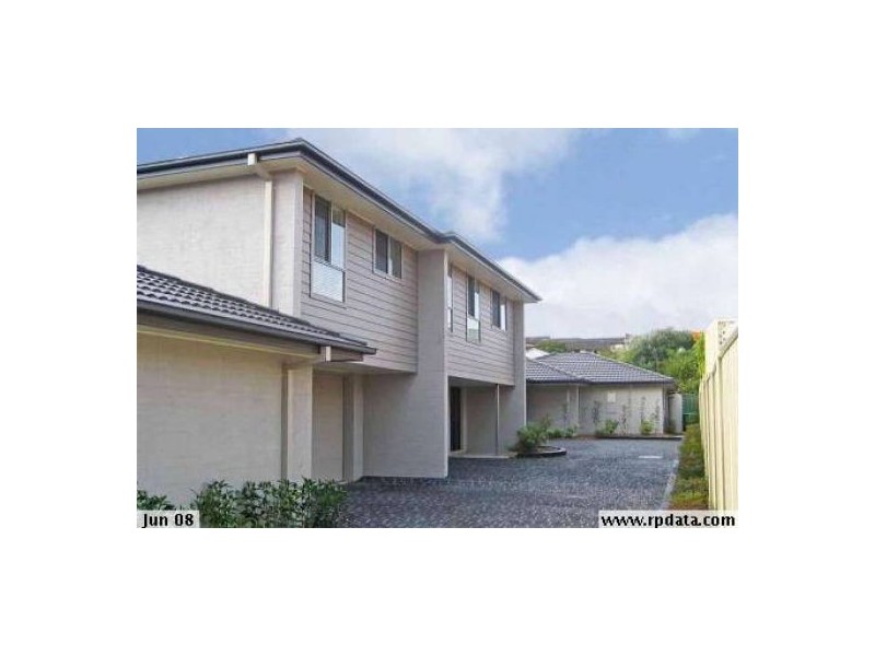 2/37 Webb Street, East Gosford NSW 2250