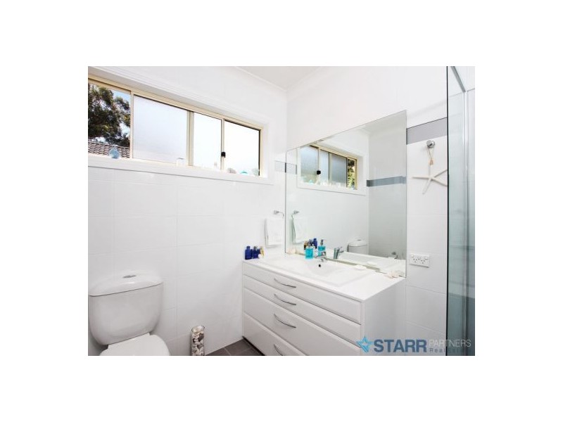 25 Lushington Street, East Gosford NSW 2250