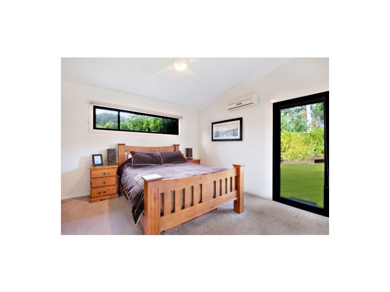 32 Orana Street, Green Point NSW 2251