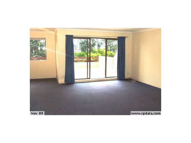 8/84 Henry Parry Dr, Gosford NSW 2250