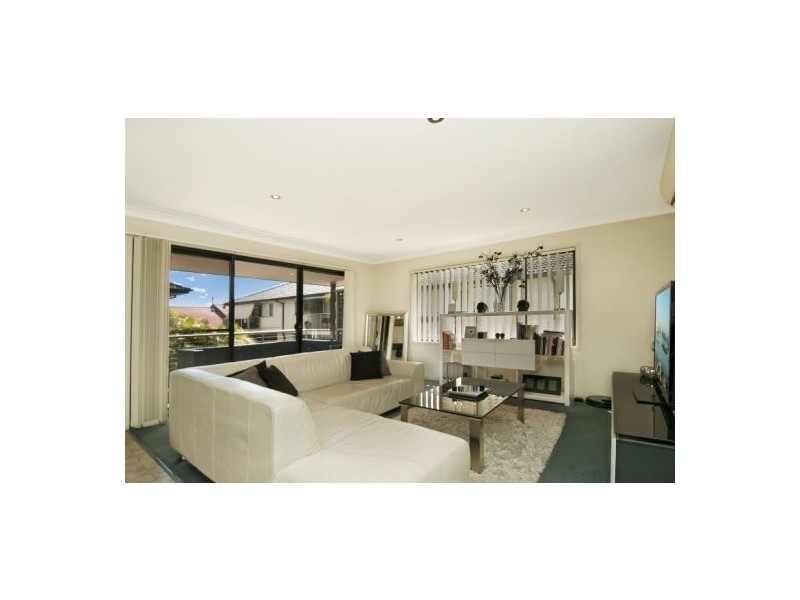 2/38-40 York Street, East Gosford NSW 2250