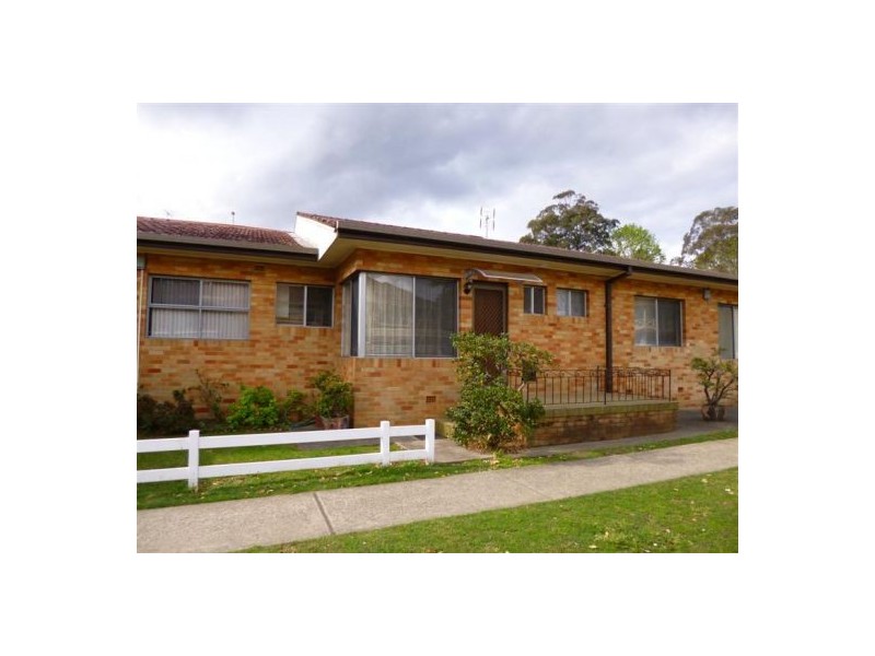 2/21 Masons Parade, Point Frederick NSW 2250