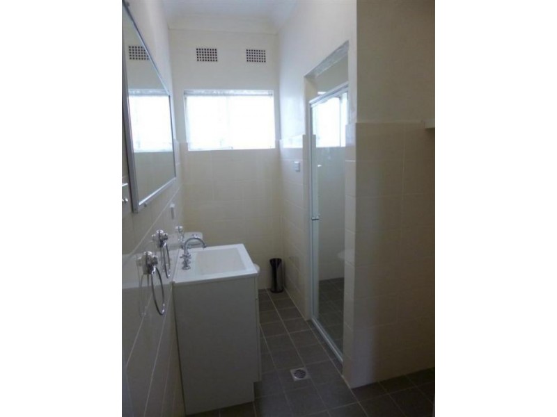 2/21 Masons Parade, Point Frederick NSW 2250