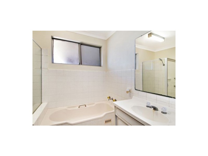 9/148 Albany Street, Point Frederick NSW 2250