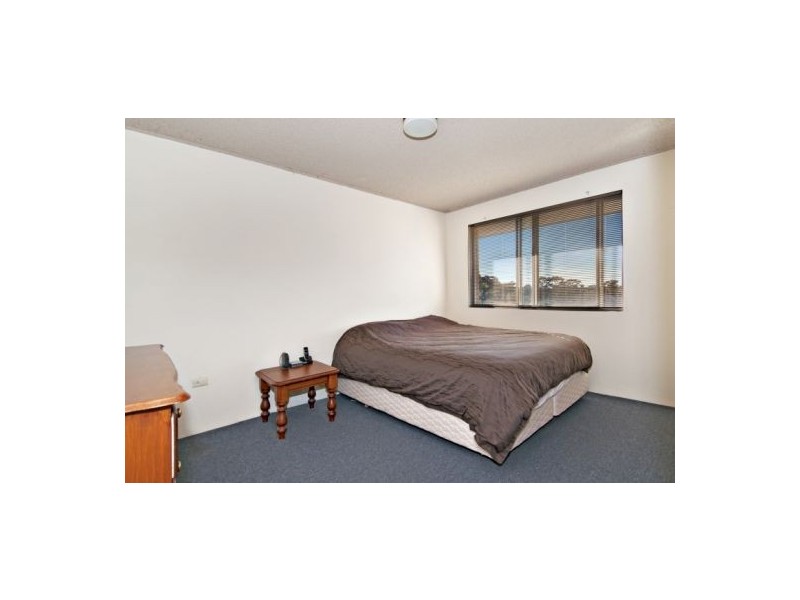 9/148 Albany Street, Point Frederick NSW 2250