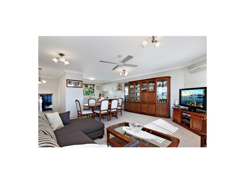 2/8 Victoria Street, East Gosford NSW 2250