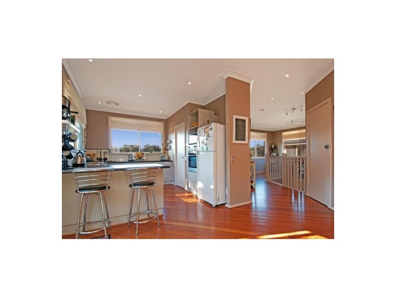 3 Stewart Brougham Close, Lisarow NSW 2250