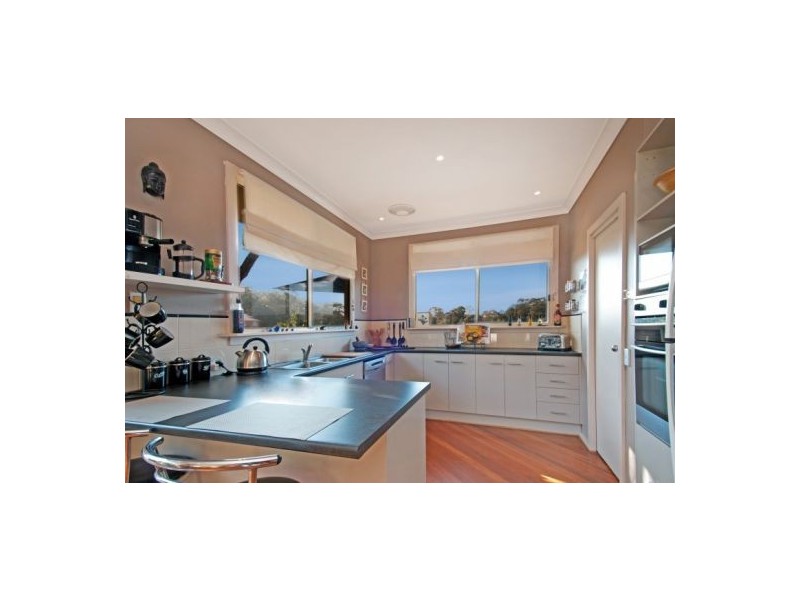 3 Stewart Brougham Close, Lisarow NSW 2250