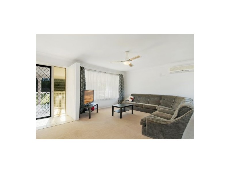 26 Wistaria Street, Wyoming NSW 2250