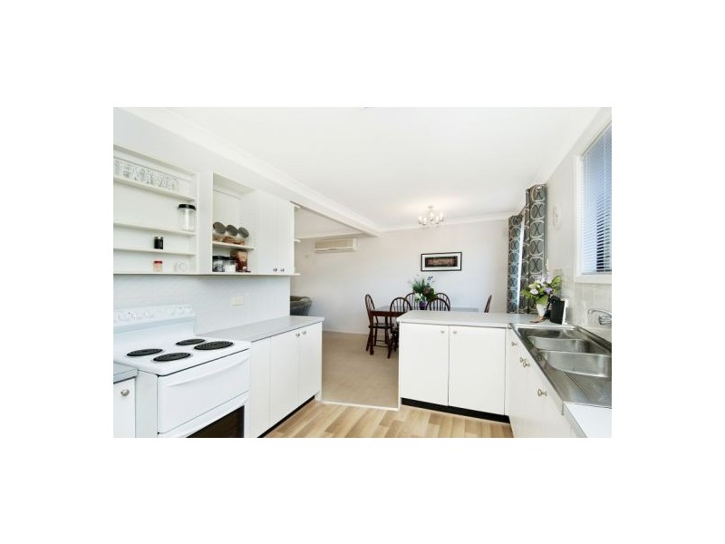 26 Wistaria Street, Wyoming NSW 2250