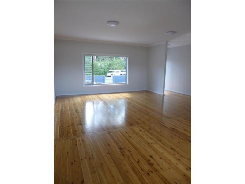 34 Narrawa Ave, Erina NSW 2250