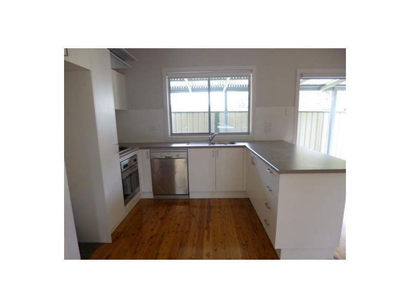 34 Narrawa Ave, Erina NSW 2250