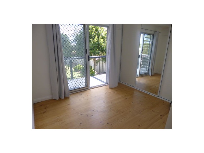 12 Maitland Road, East Gosford NSW 2250