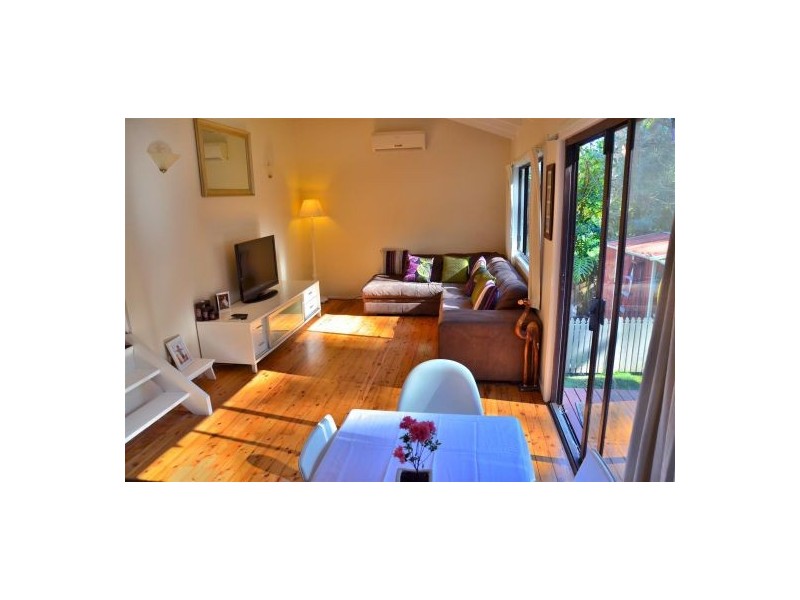 17 Lemon Tree Street, Wyoming NSW 2250