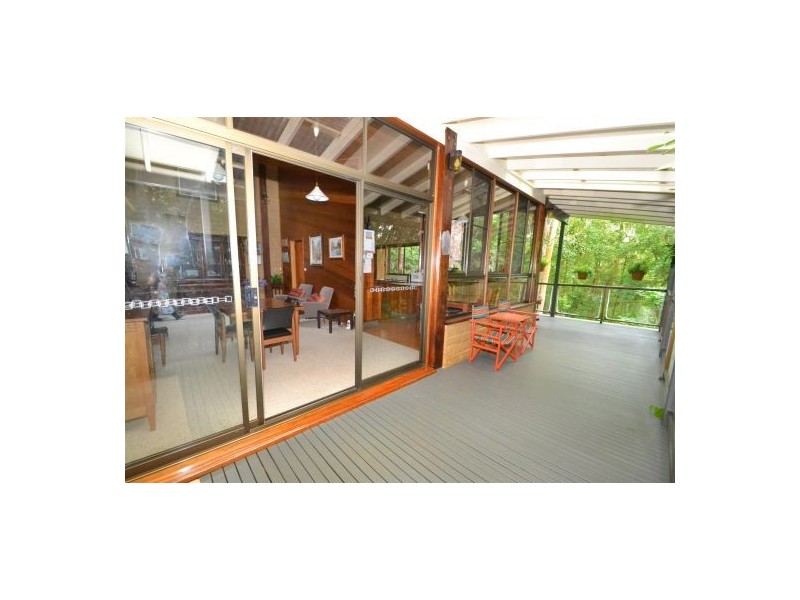 9 Riatta Street, Erina NSW 2250