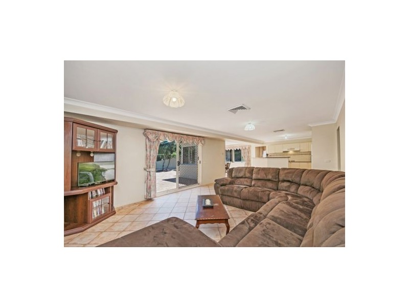 7 Hillgrove Close, Ourimbah NSW 2258