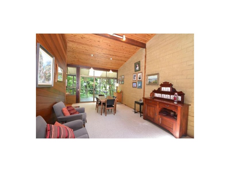 9 Riatta Street, Erina NSW 2250