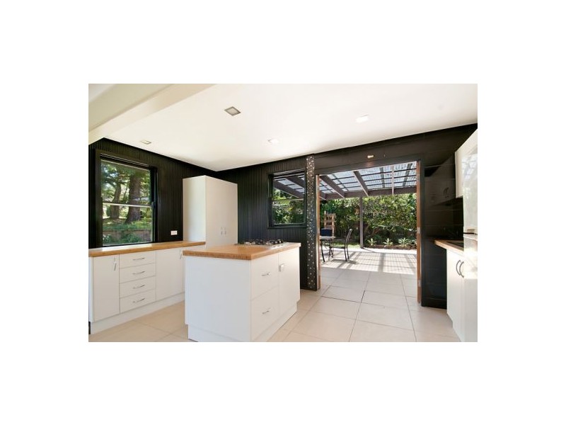 32 Cary Crescent, Springfield NSW 2250