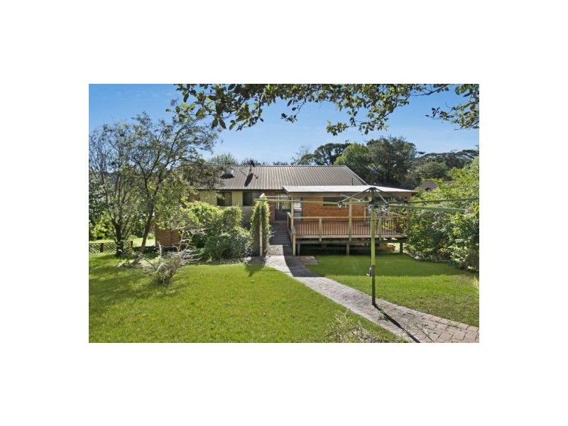 86a The Round Drive, Avoca Beach NSW 2251