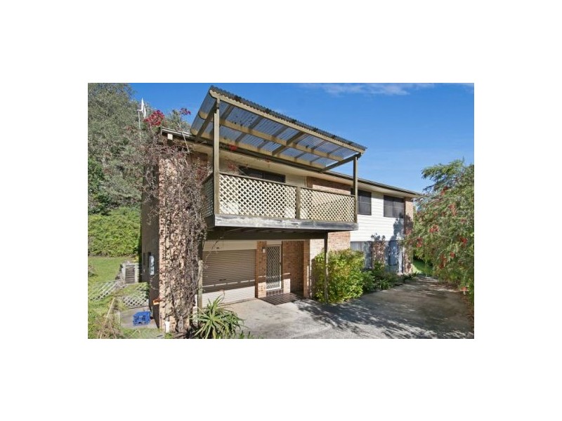 86a The Round Drive, Avoca Beach NSW 2251