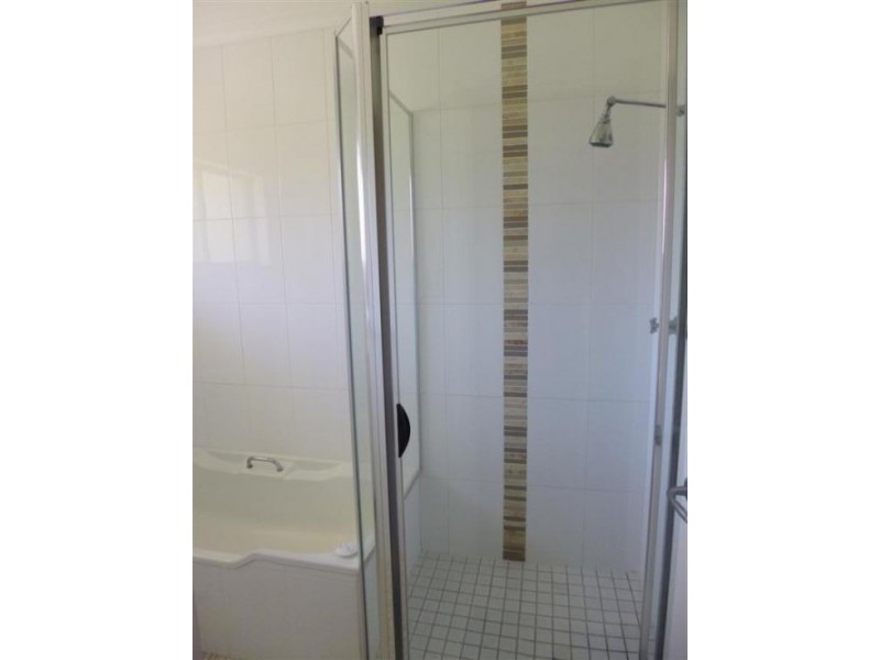 16 Chiltern Road, Erina NSW 2250