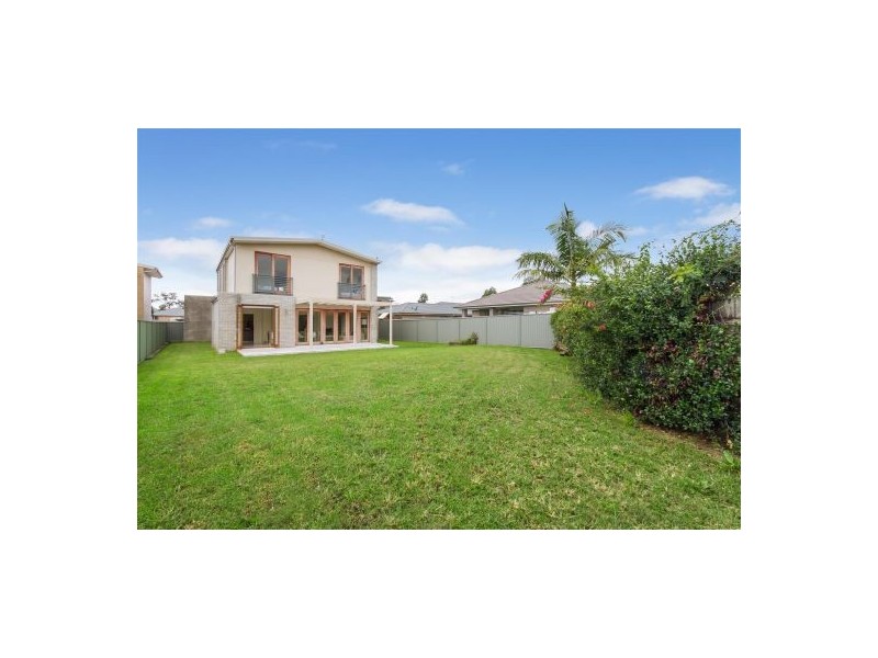 2 Cosmos Place, Hamlyn Terrace NSW 2259