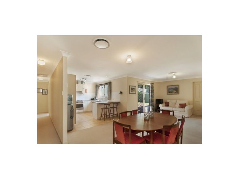 12 Stewart Brougham Close, Lisarow NSW 2250