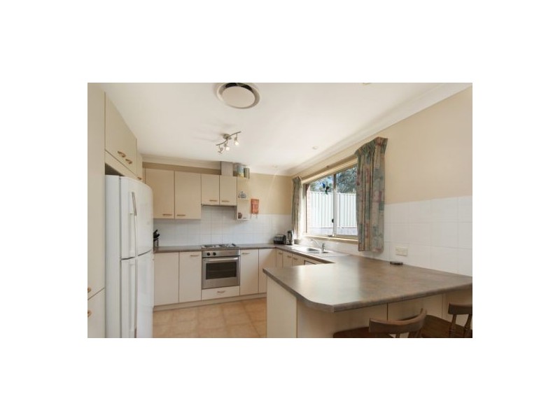 12 Stewart Brougham Close, Lisarow NSW 2250